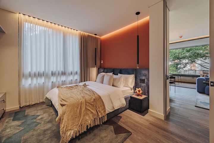 Room 20 of 93
