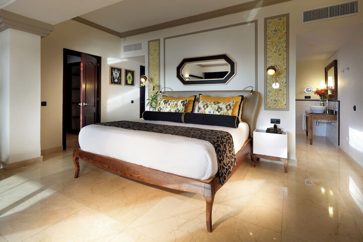 Room 16 of 223