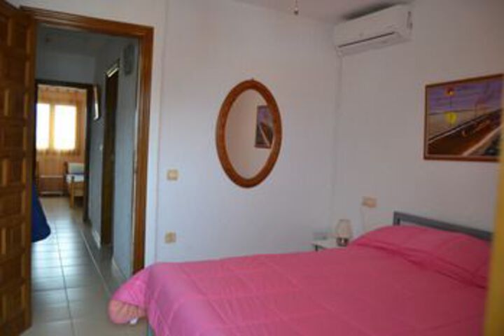 Room 12 of 42
