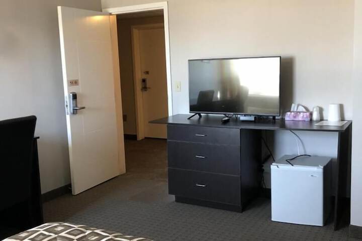 Room 10 of 19