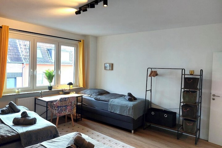 Room 8 of 47