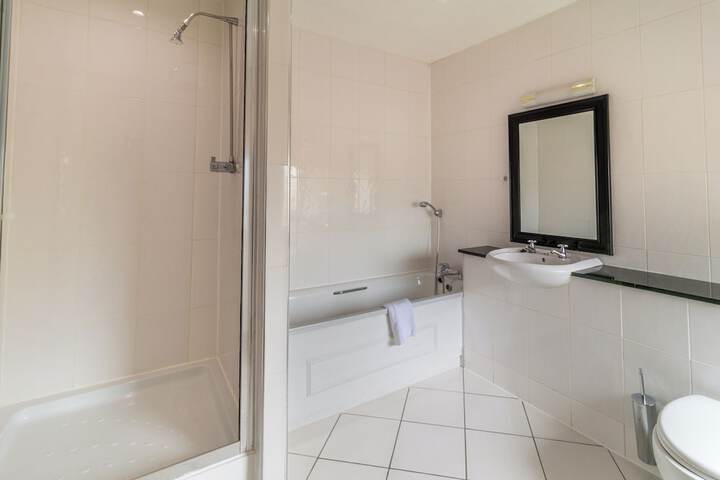 Bath Photo