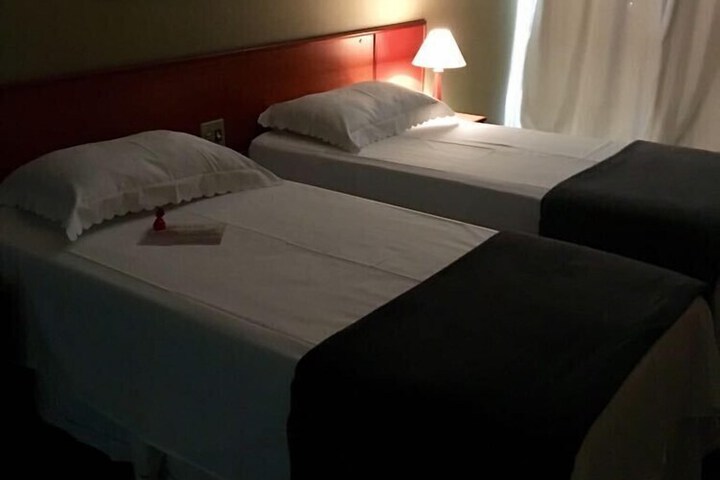 Room 12 of 49