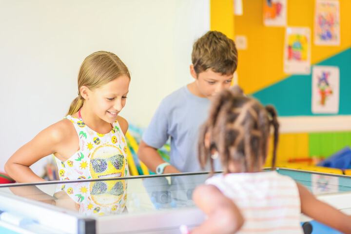 Childrens Activities 73 of 116