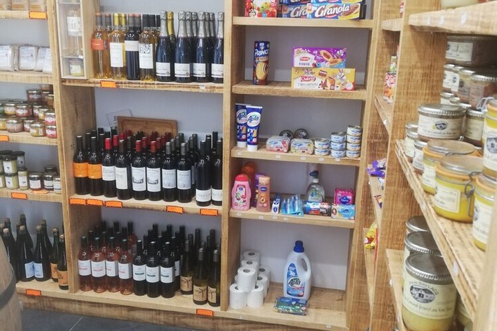 Gift Shop 13 of 26
