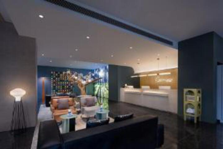 GEM HOTEL