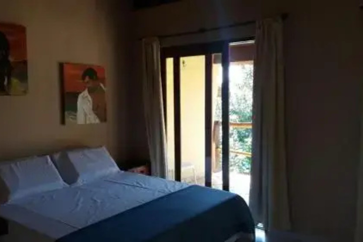 Room 2 of 13