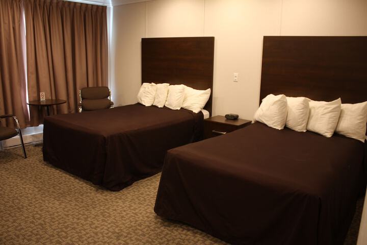 Room 3 of 9