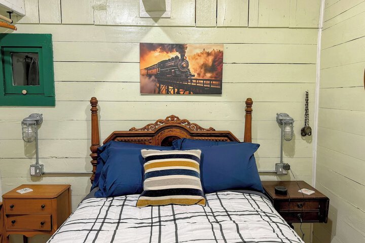 Room 3 of 117