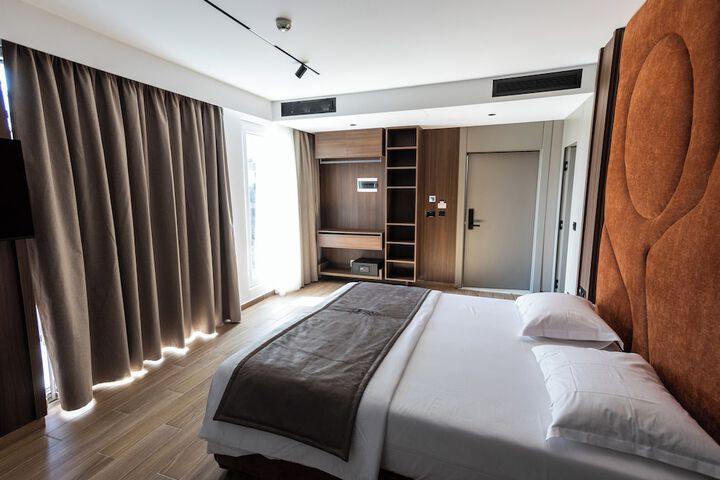 Room 50 of 114