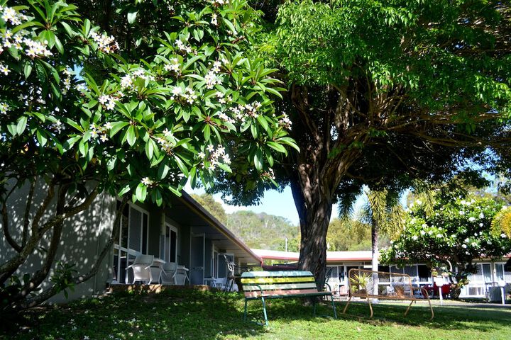 Property Grounds 28 of 45