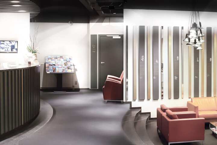 Guest Lobby