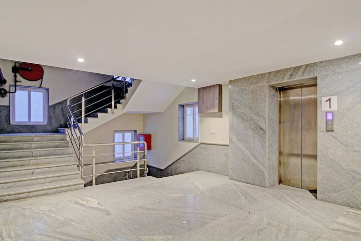 Hotel Interior 9 of 48