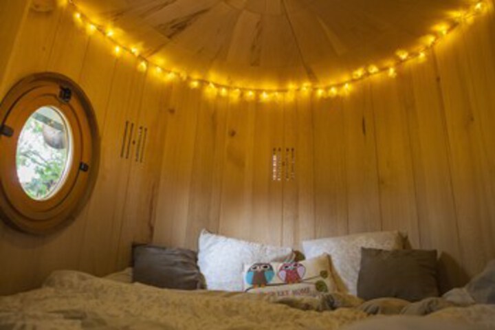 Room 28 of 32