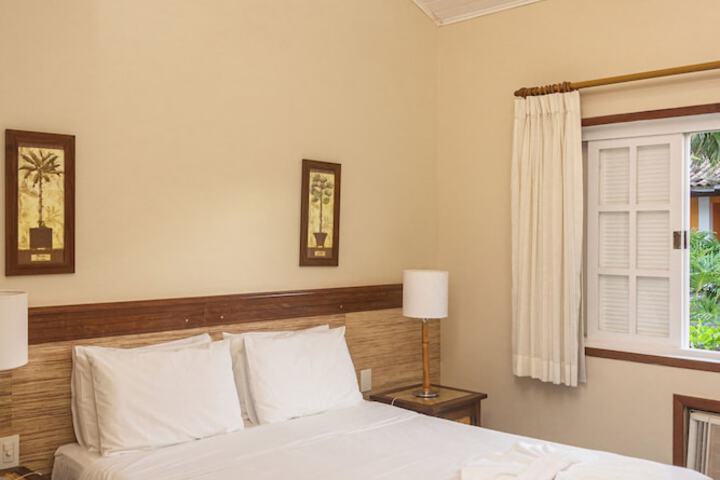 Room 27 of 100