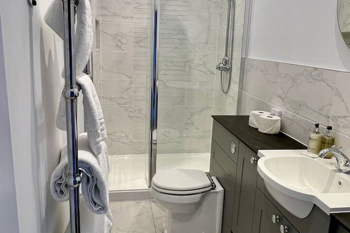Room 15 of 35