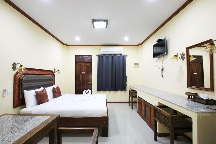 Room 21 of 51