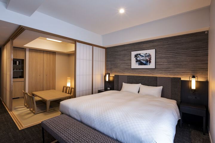 Room 30 of 60
