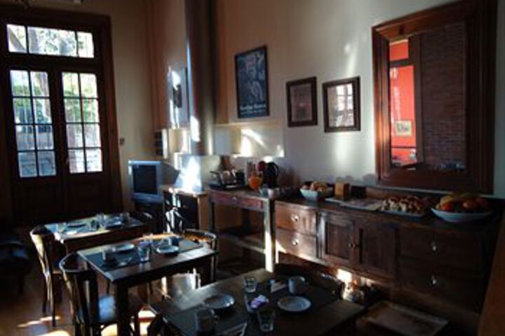 Dining 8 of 20
