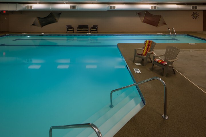 Hotel with Pool