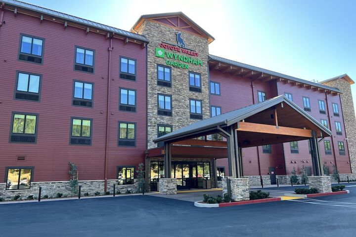 Hotel 50 of 53