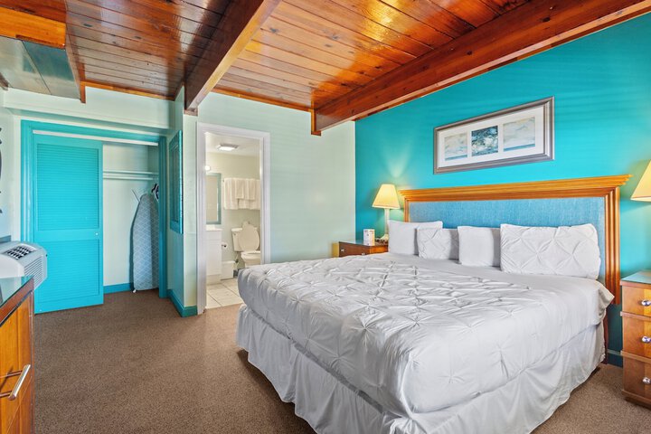 Room 2 of 27