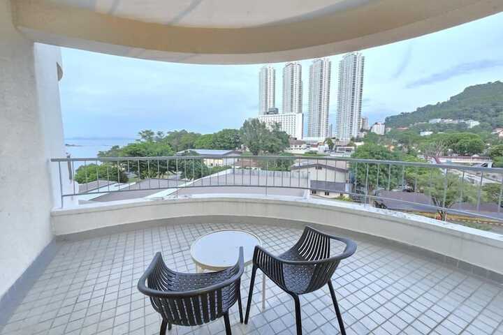 Terrace/Patio 399 of 650