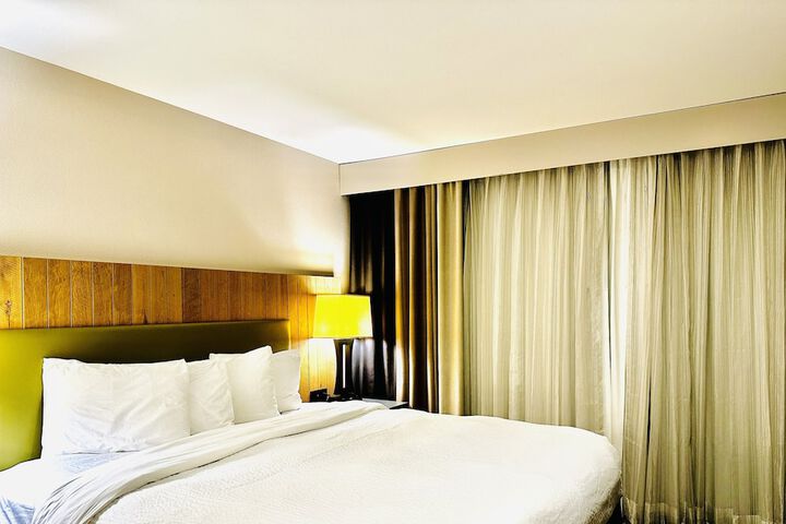 Economy Single King Bed (3 of 3)