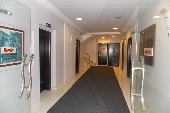 Hotel 5 of 135