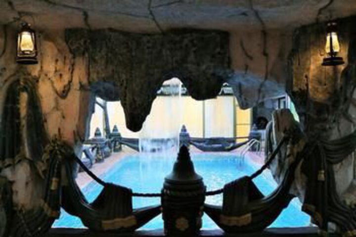 Pool 8 of 8