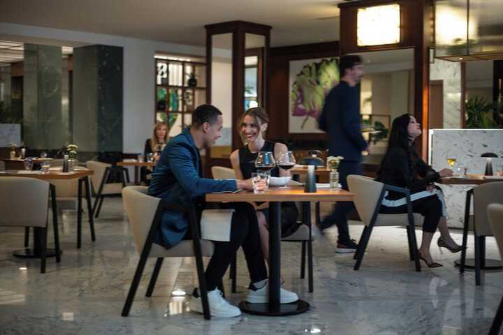 Dining 65 of 89