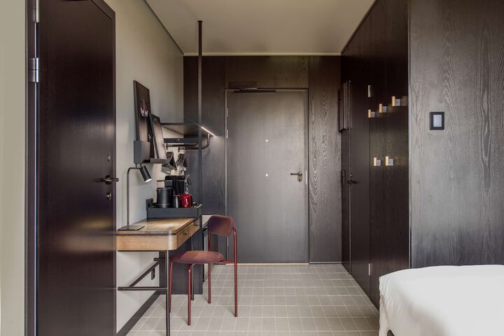 Room 36 of 110