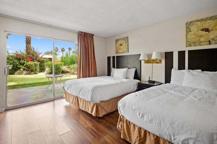 Basic 2 Queen Beds City View (5 of 12)
