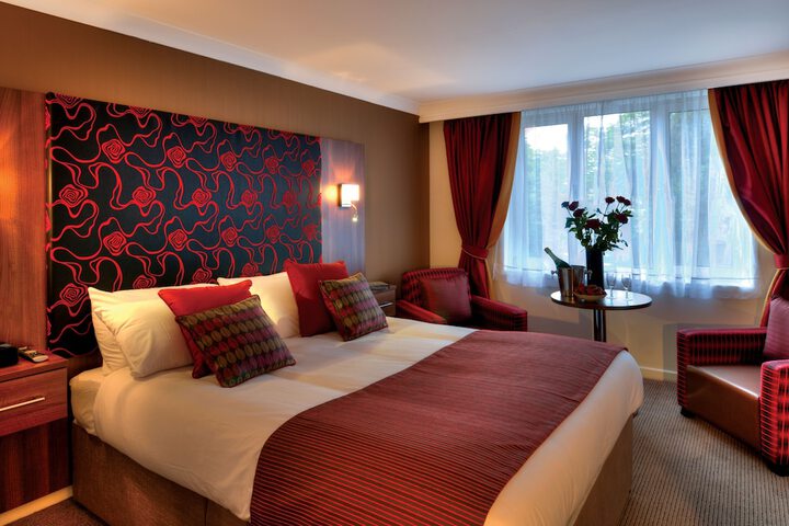 Room 15 of 46
