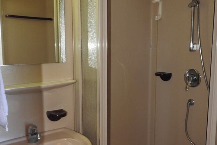 Room 15 of 22