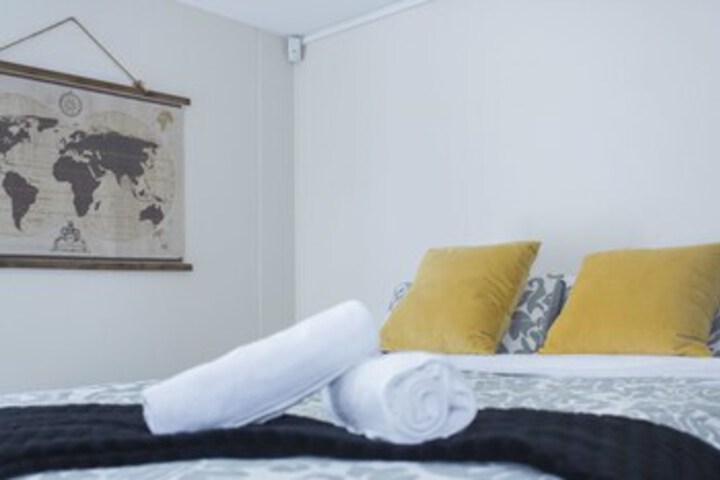 Room 17 of 23
