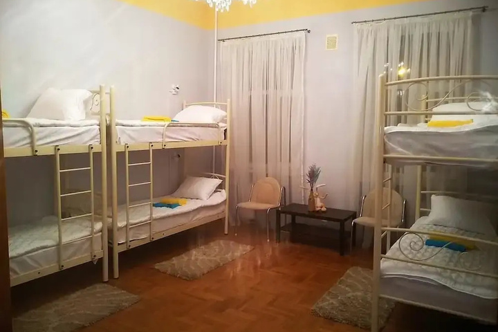 guest_rooms