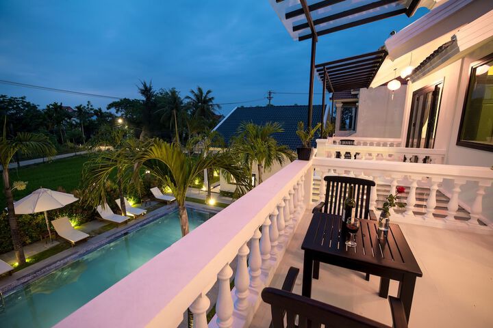 Terrace/Patio 14 of 41