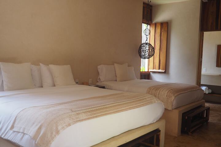 Room 12 of 51
