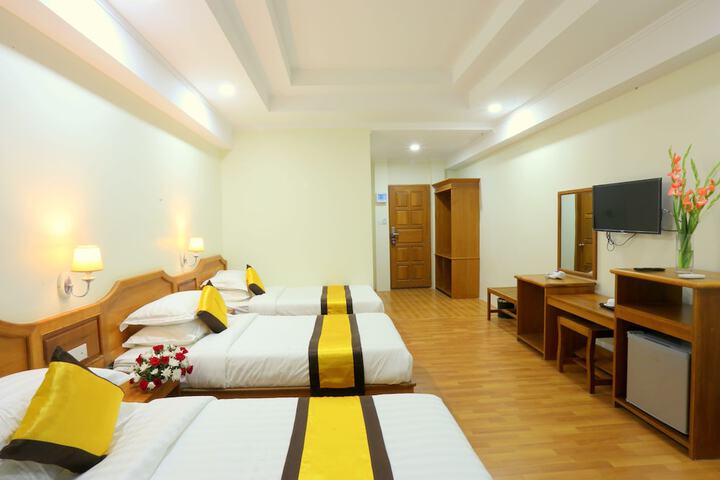 Room 19 of 34