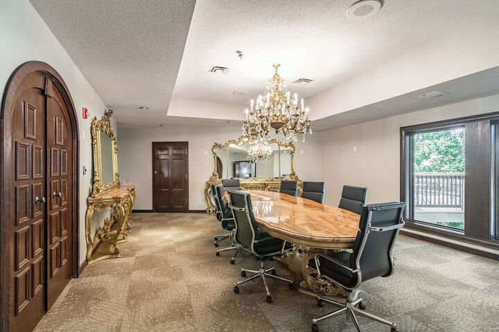 Meeting facility
