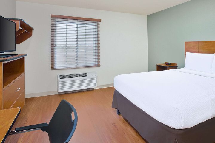 Room 9 of 22