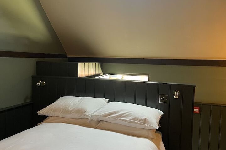 Hotel Interior 11 of 27