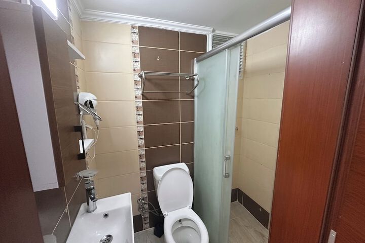 Room 157 of 171