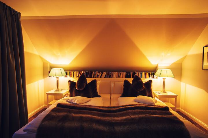 Room 10 of 39