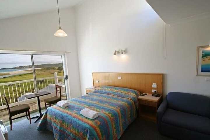 Room 12 of 36