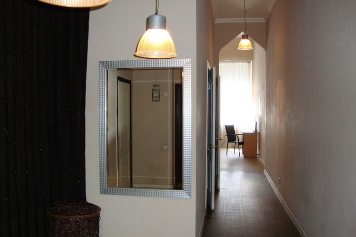 Room 23 of 60