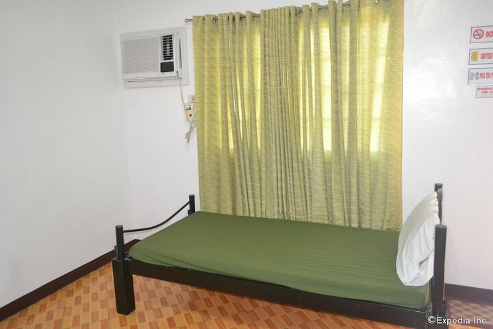 Room 34 of 72