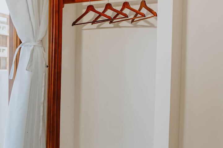 Room 16 of 87