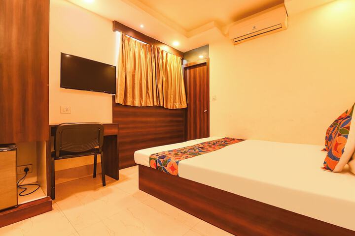 Room 15 of 24